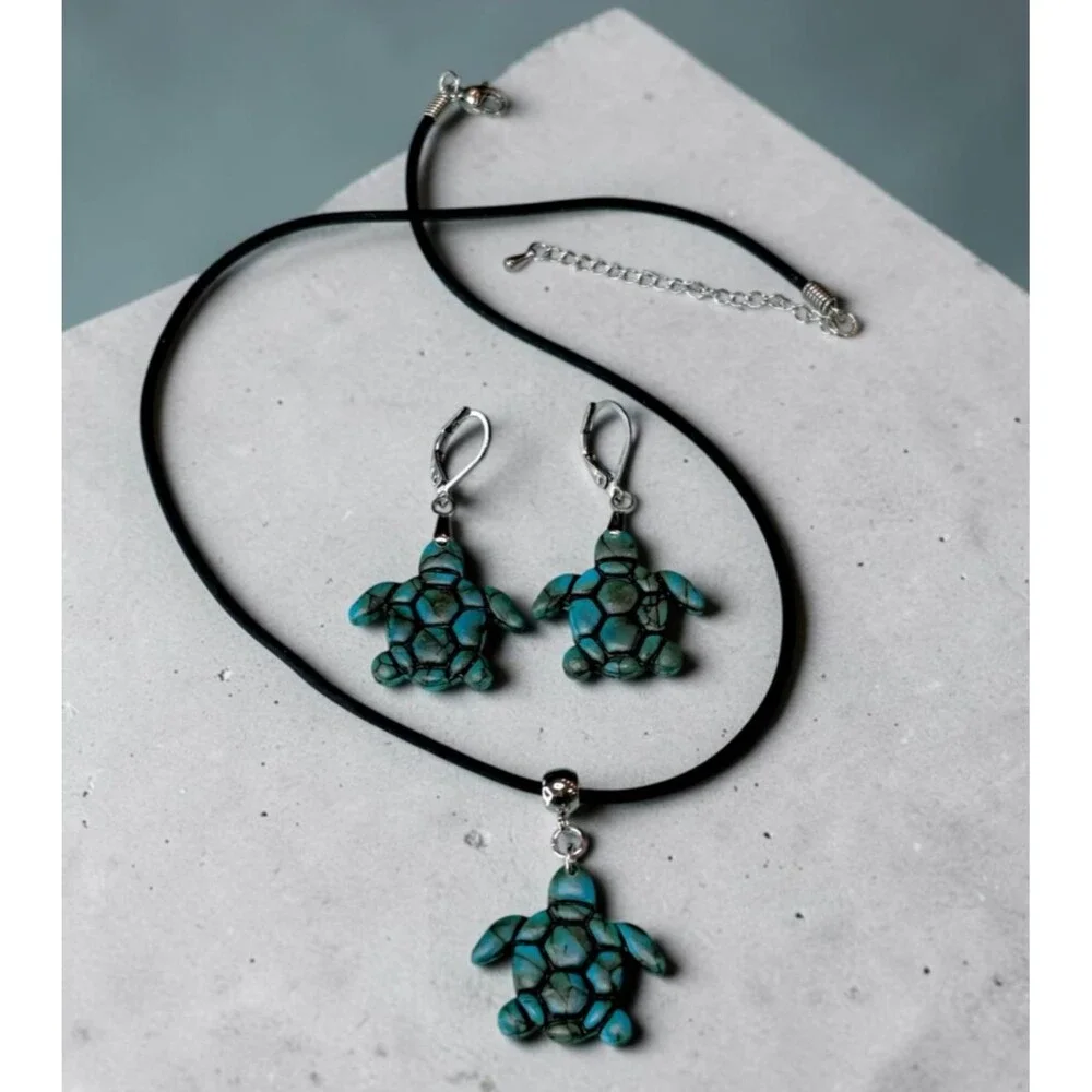 Faux Turquoise Turtle Polymer Clay Southwestern Pendant Necklace & Earring Set
